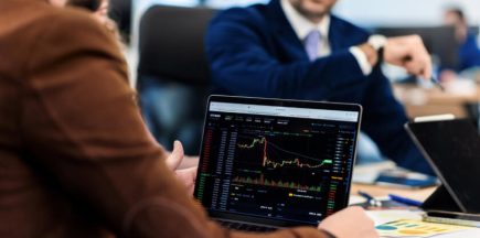 MT4 vs MT5 in 2026: What Professional Traders Actually Use